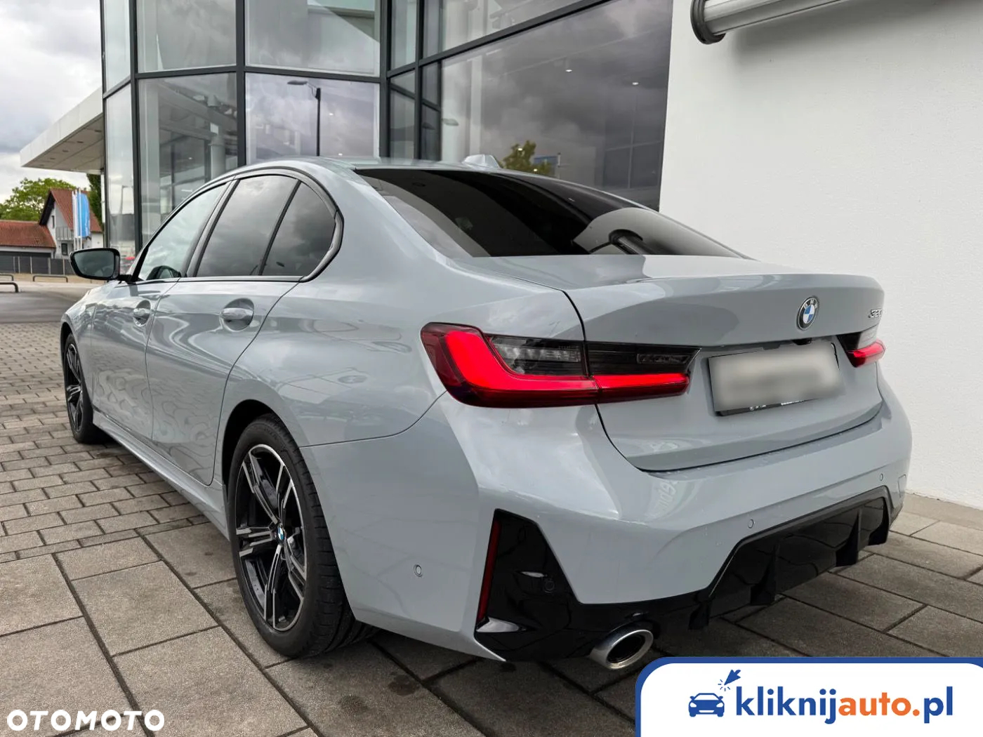 BMW Seria 3 318i M Sport - 4
