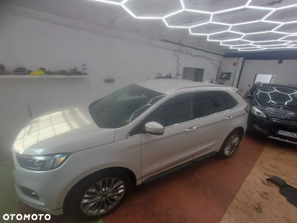 Ford Edge 2.0 EcoBlue Bi-Turbo 4x4 Vignale - 32
