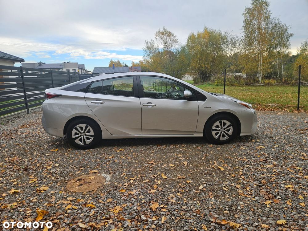 Toyota Prius 2018 photo 5