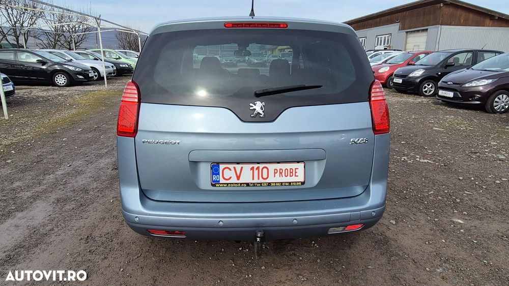 Peugeot 5008 - 6