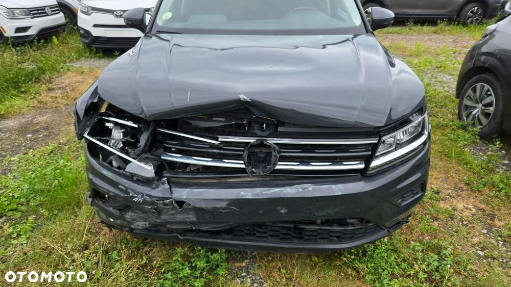 Volkswagen Tiguan - 10