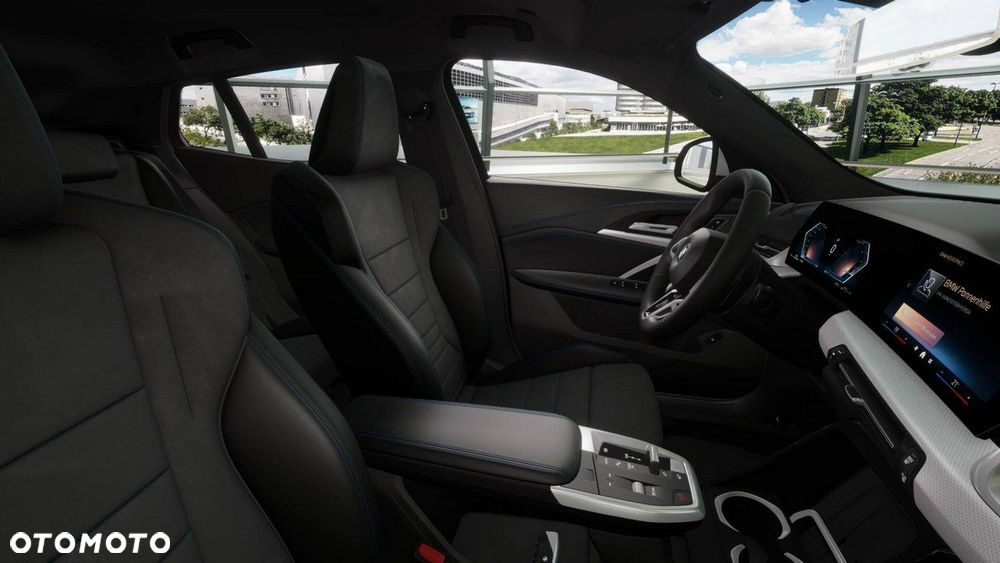BMW X2 - 16