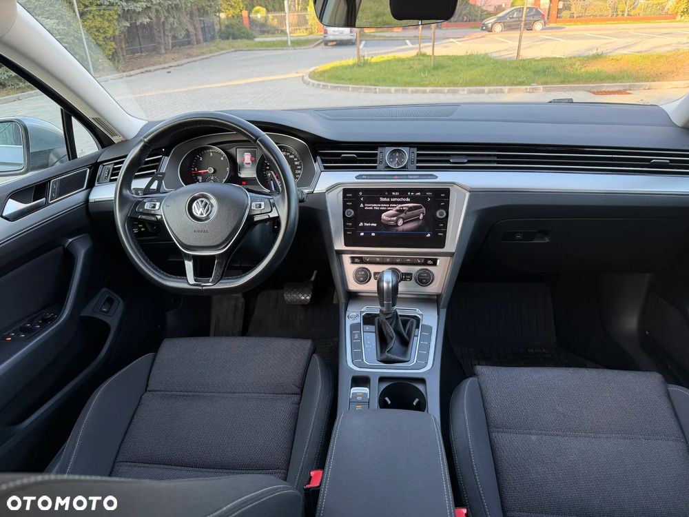 Volkswagen Passat 2.0 TDI SCR DSG Comfortline - 7