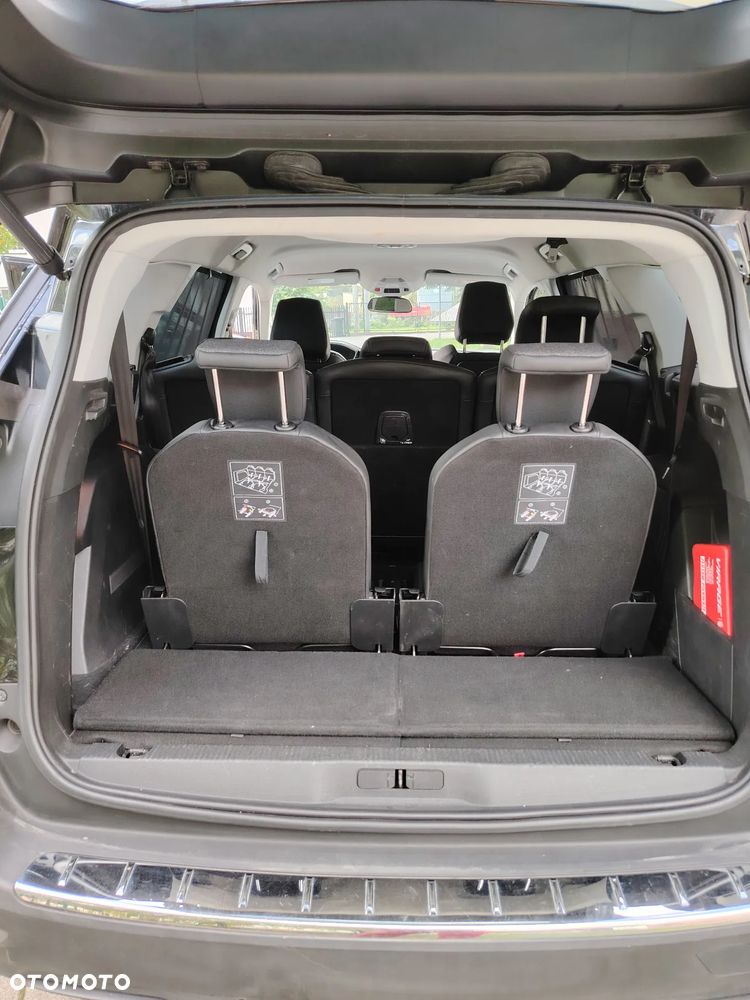 Peugeot 5008 1.5 BlueHDI Allure S&S EAT8 - 19