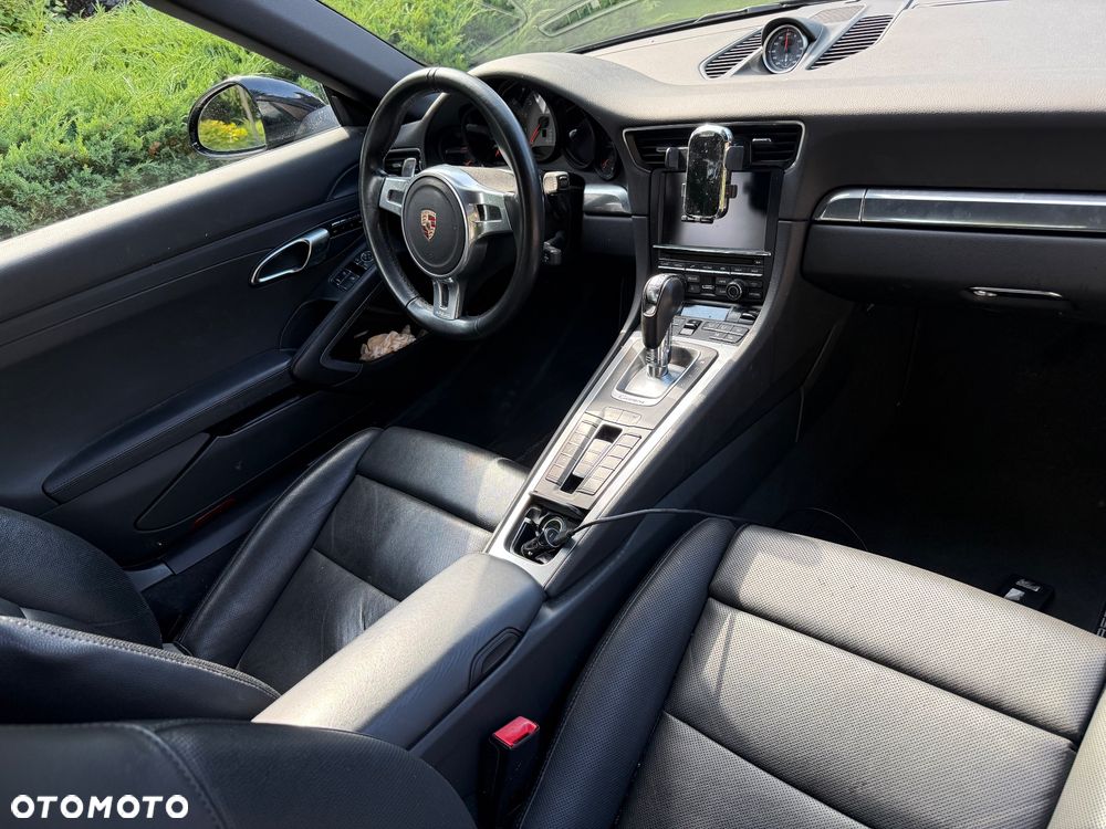 Porsche 911 Carrera S PDK - 18