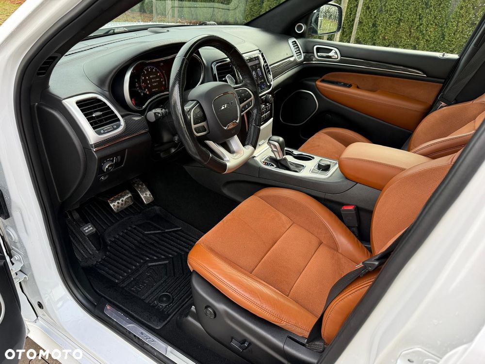 Jeep Grand Cherokee 6.4 V8 Hemi 4WD Automatik SRT - 24