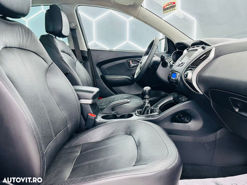 Hyundai ix35 1.7 CRDI 2WD Fifa World Cup Edition - 17