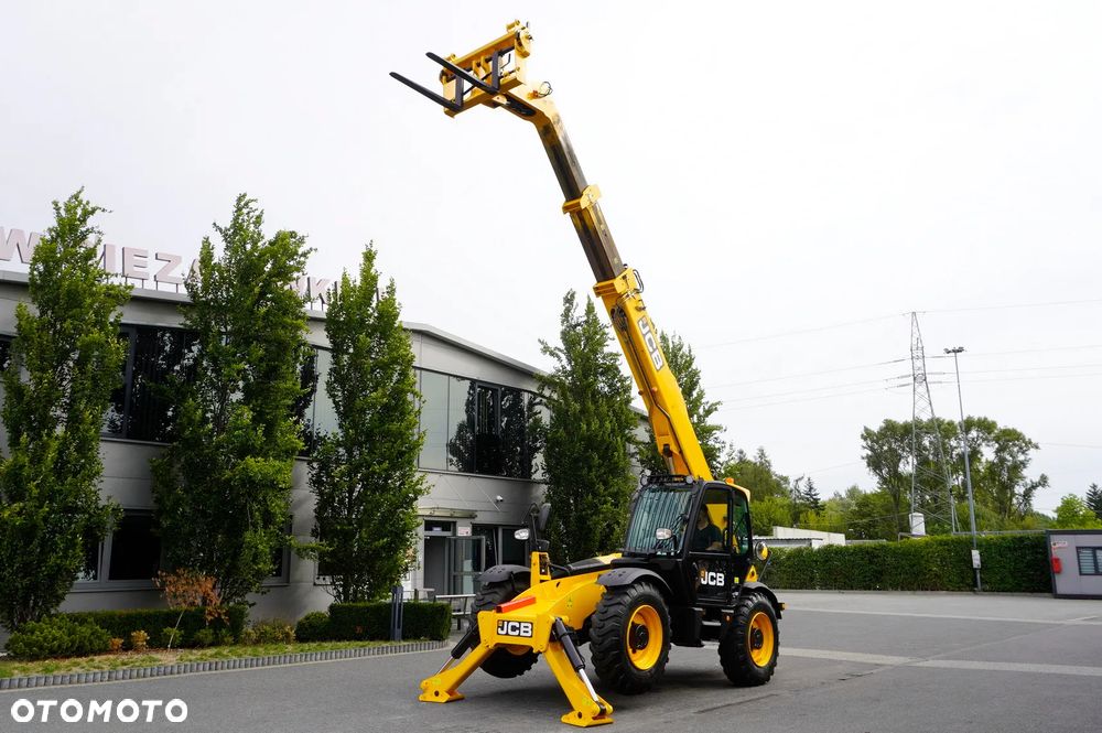 JCB 540-140 / 14 m / 1800 MTH_234573 - 13