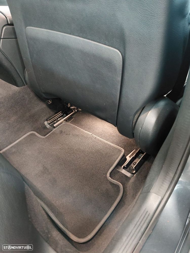 Mercedes-Benz C 350 - 29