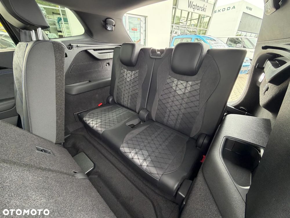 Volkswagen Tayron 2.0 TDI SCR 4Mot R-Line Plus DSG - 14