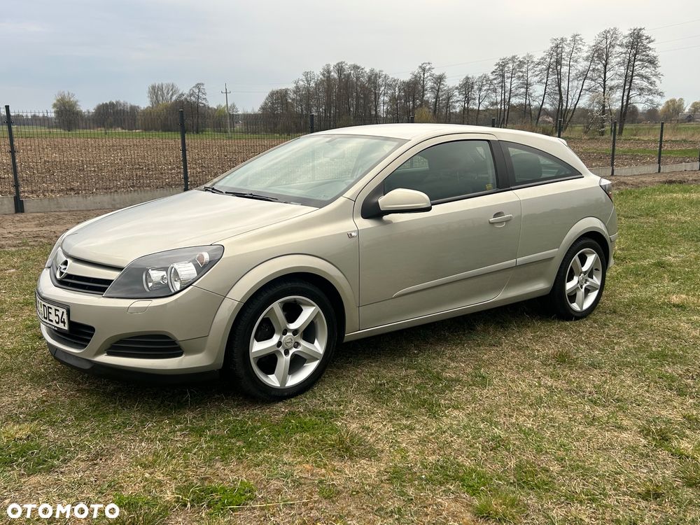 Opel Astra 1.6 Easytronic Cosmo - 1