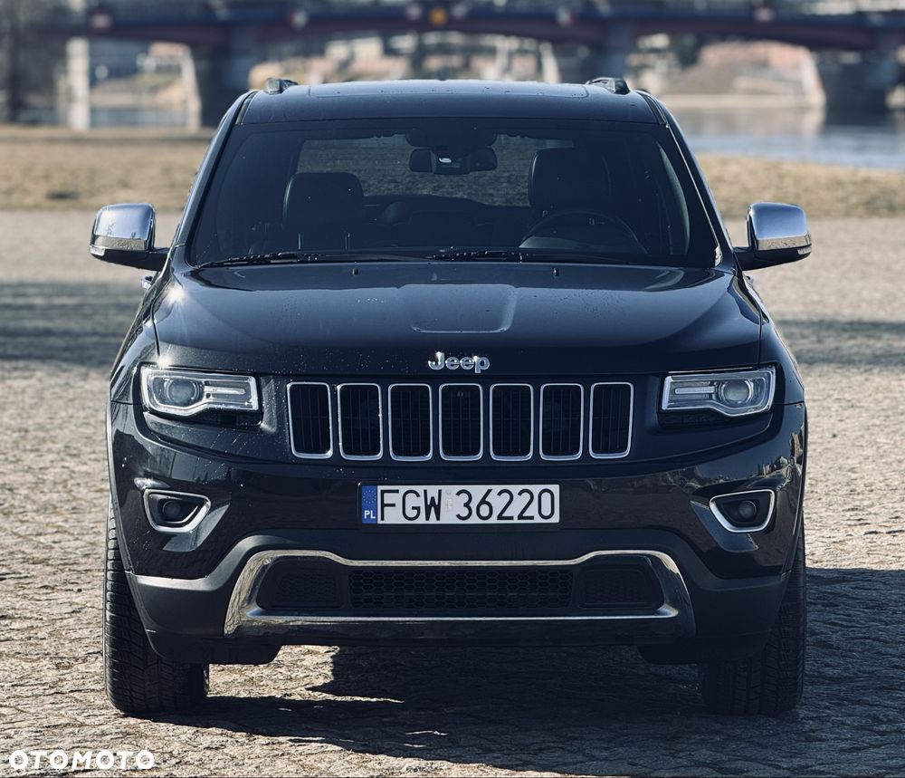 Jeep Grand Cherokee - 1
