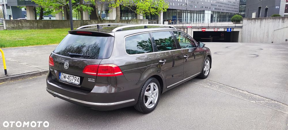 Volkswagen Passat Variant 2.0 TDI BlueMotion Technology Highline - 3