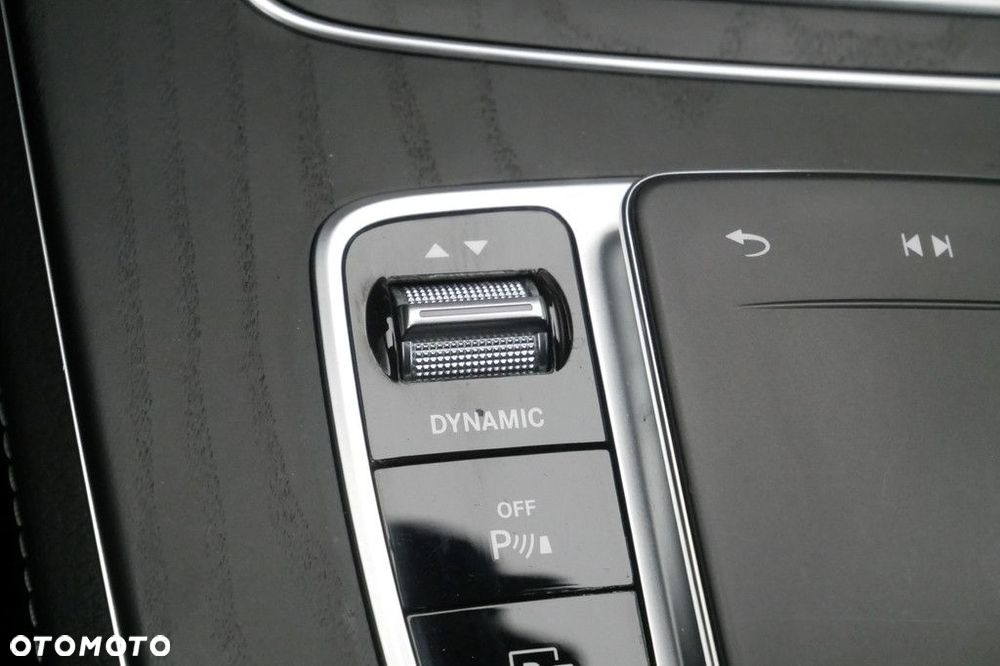 Mercedes-Benz Klasa E - 25