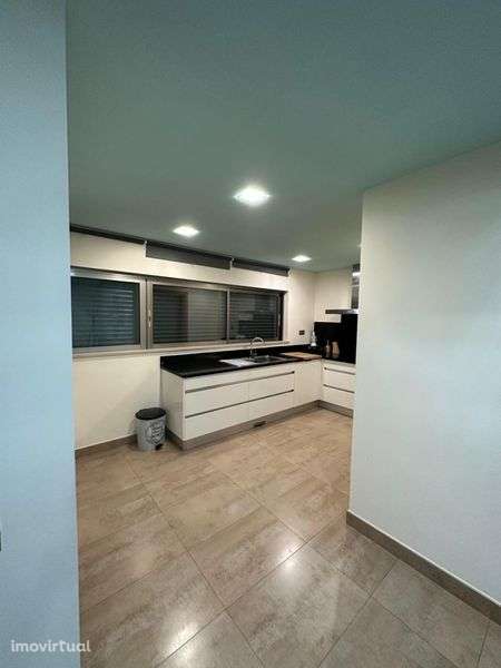Apartamento T4 Portimão - Grande imagem: 4/12