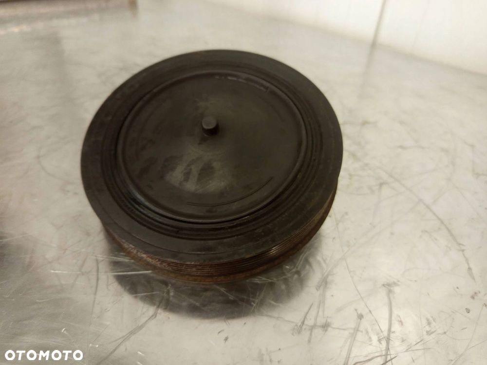 Koło pasowe wału korbowego Ford Focus 1.6 TDCI 9654961080 - 3