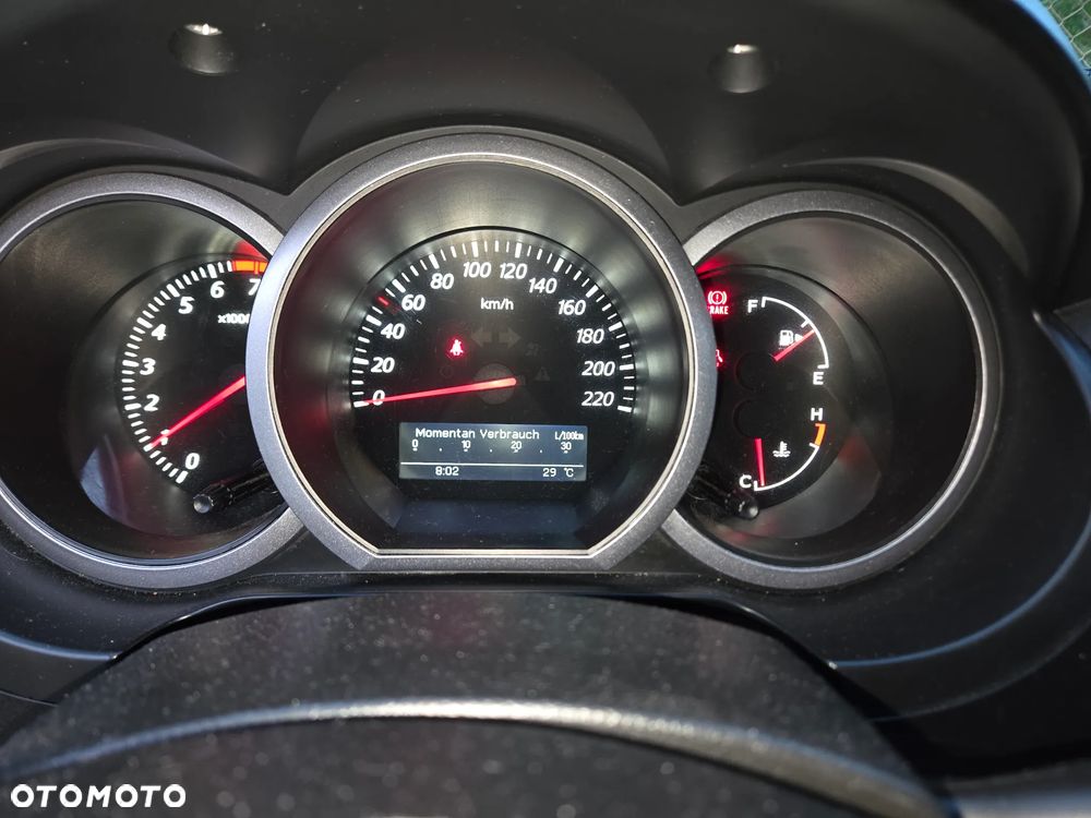 Suzuki Grand Vitara 2.4 Comfort - 12