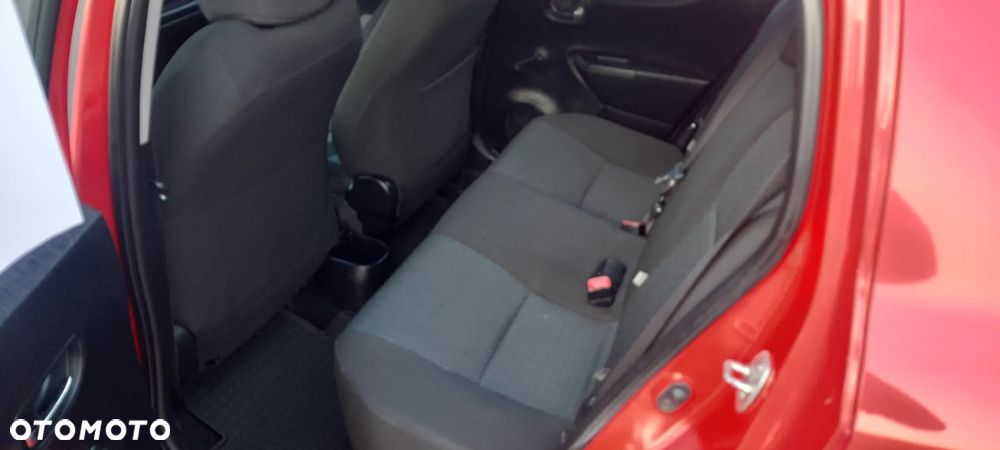 Toyota Yaris 1.0 Active - 8
