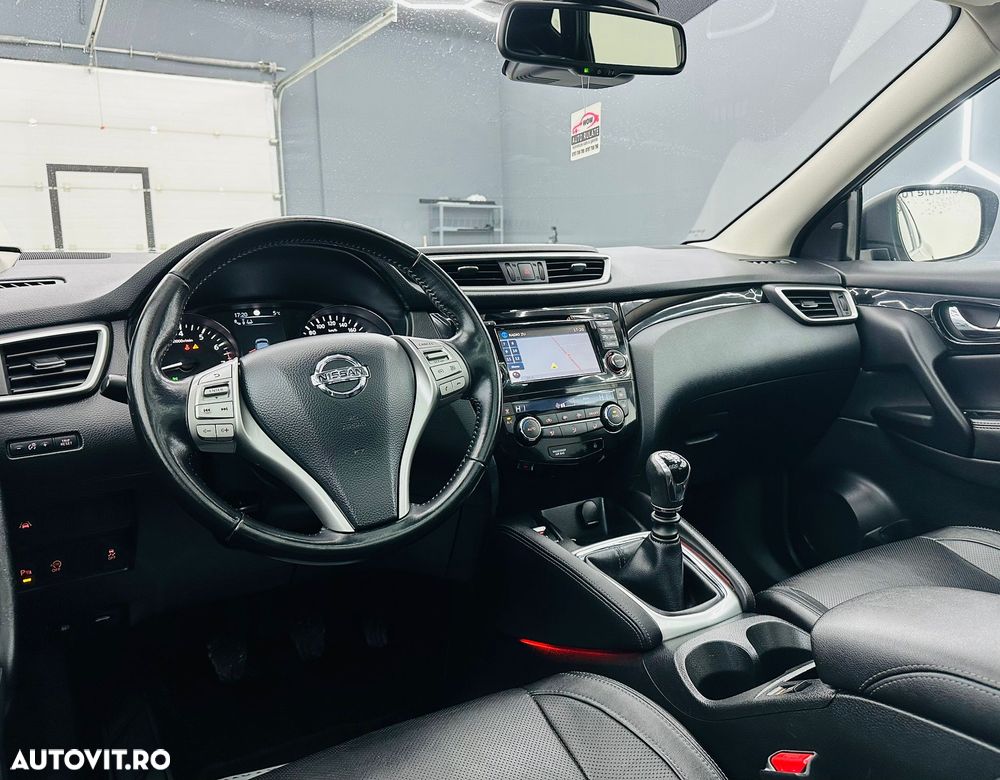 Nissan Qashqai 1.2 DIG-T TEKNA+ - 21