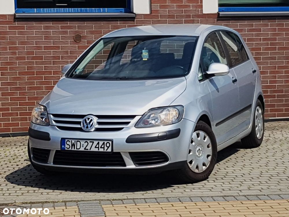 Volkswagen Golf Plus 1.6 Comfortline Tiptr - 14
