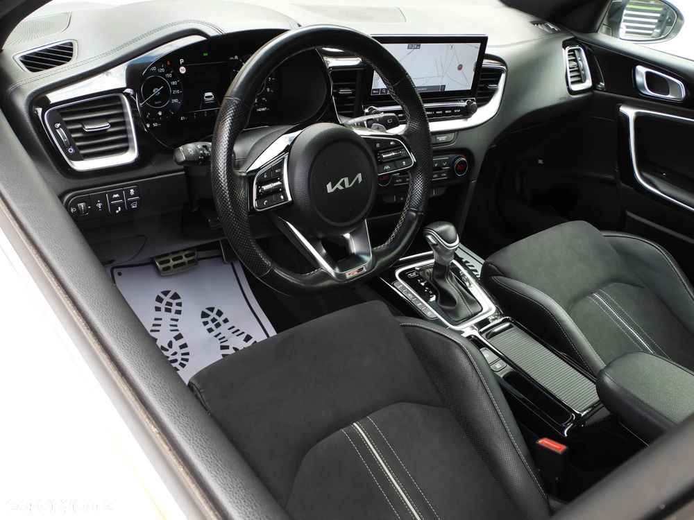 Kia ProCeed 1.5 T-GDI DCT7 OPF GT LINE - 39