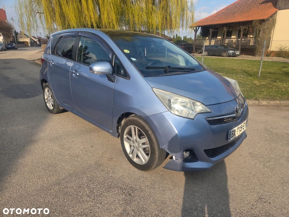 Toyota Yaris Verso 1.4 D-4D Sol - 5
