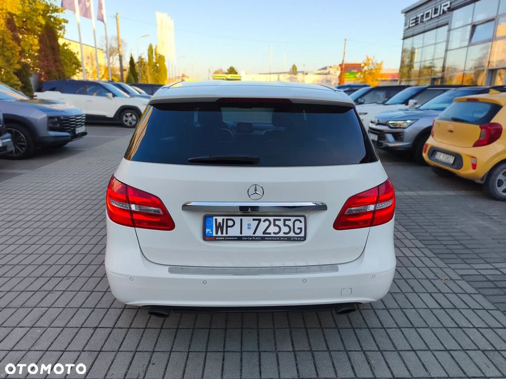 Mercedes-Benz B-Class 2014 photo 4