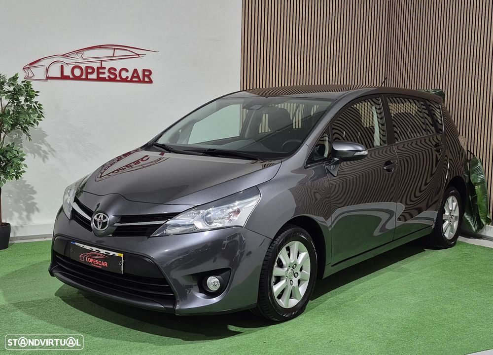 Toyota Verso 1.6 D-4D Comfort - 1