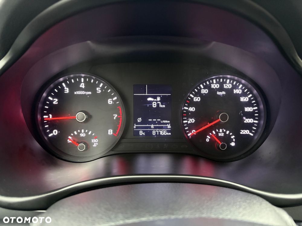 Kia Stonic - 21