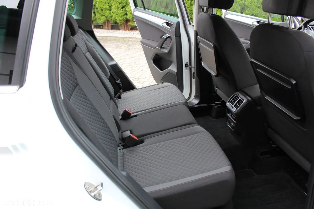 Volkswagen Tiguan 2.0 TDI SCR 4MOTION BlueMotion Technology DSG Lounge Track & Style - 28