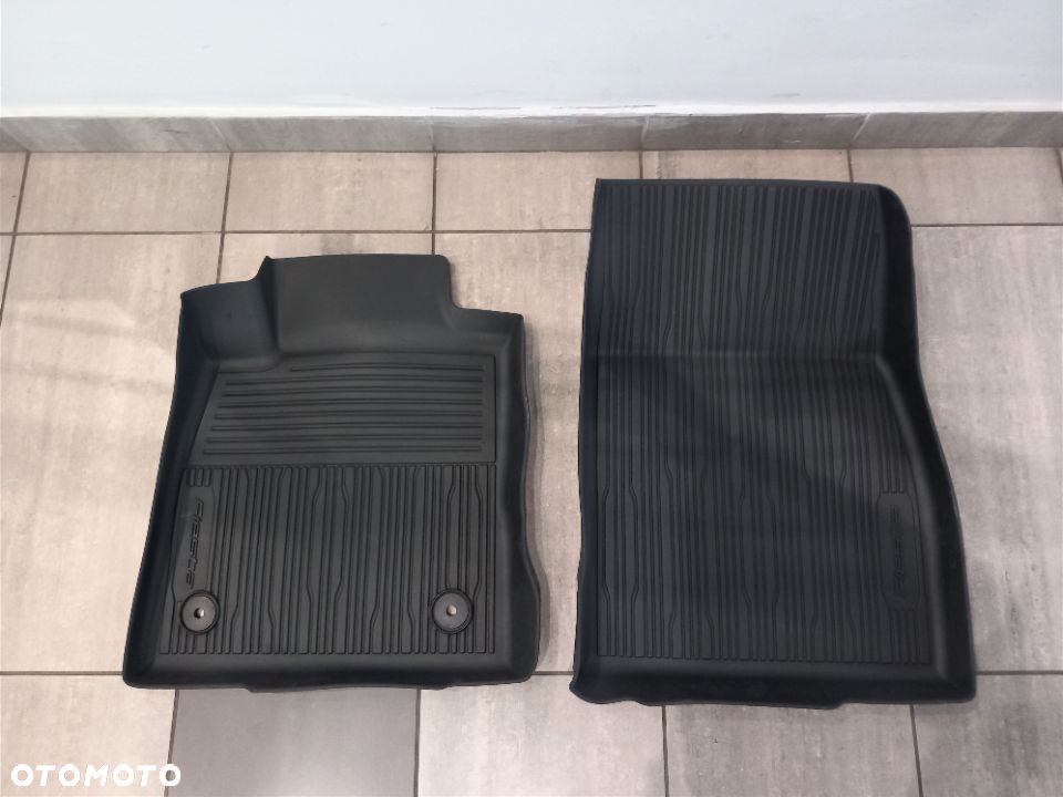 Dywaniki Gumowe przednie Ford Fiesta 2017- 2109982 - 1