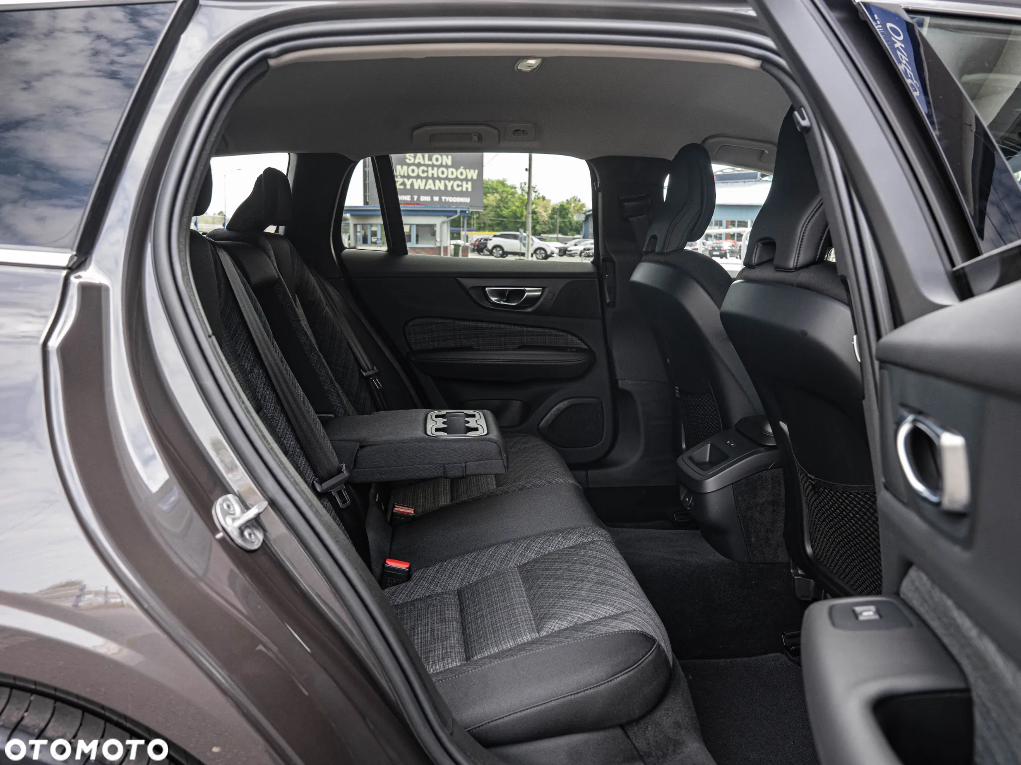 Volvo V60 B3 B Geartronic Momentum Core - 28