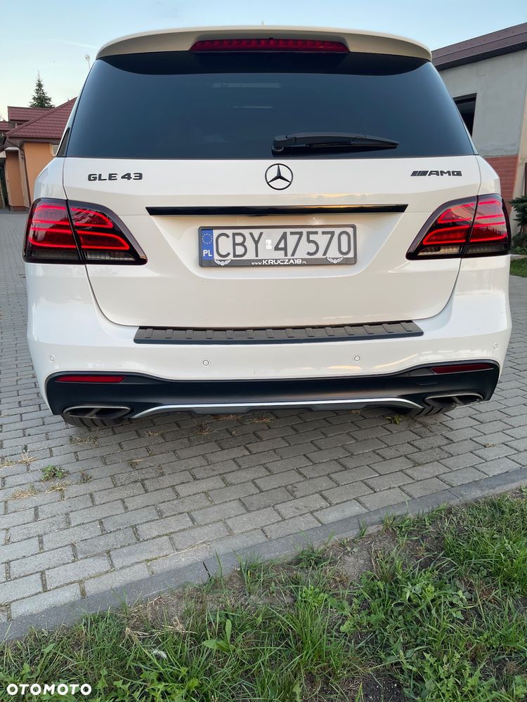 Mercedes-Benz GLE 450 AMG 4Matic 9G-TRONIC AMG Line - 30