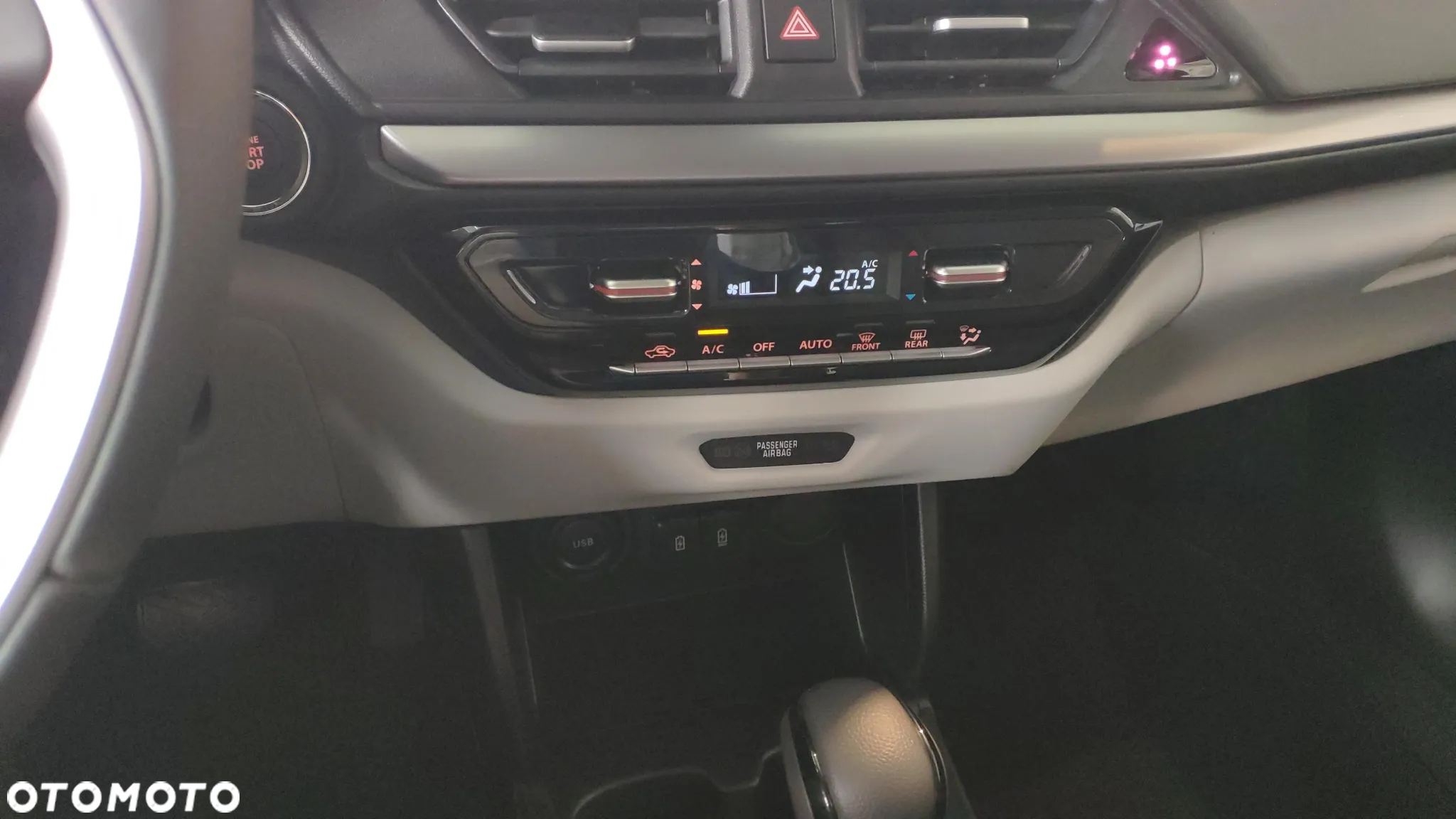 Suzuki Swift 1.2 Dualjet SHVS Elegance CVT - 21