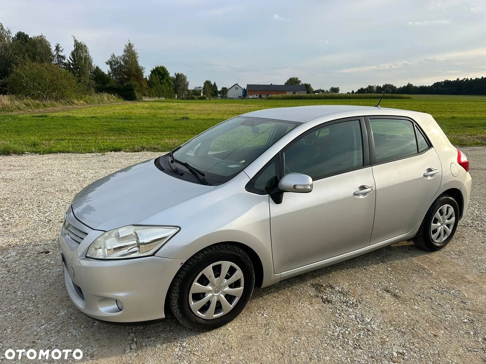 Toyota Auris 1.4 D-4D - 31