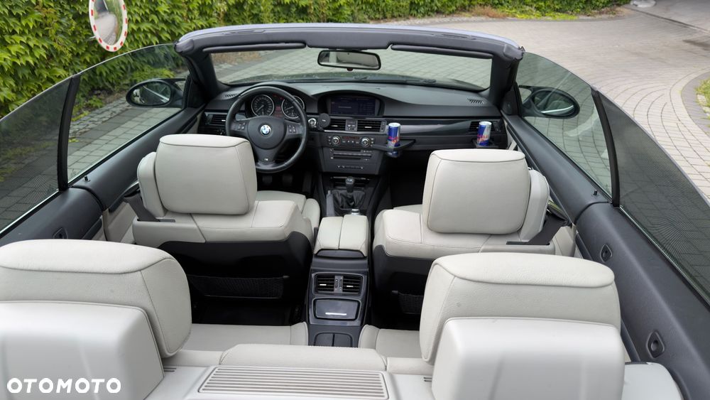 BMW Seria 3 330i - 14