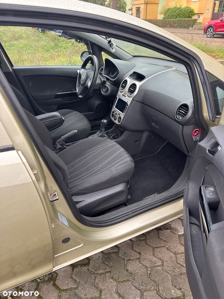Opel Corsa - 11