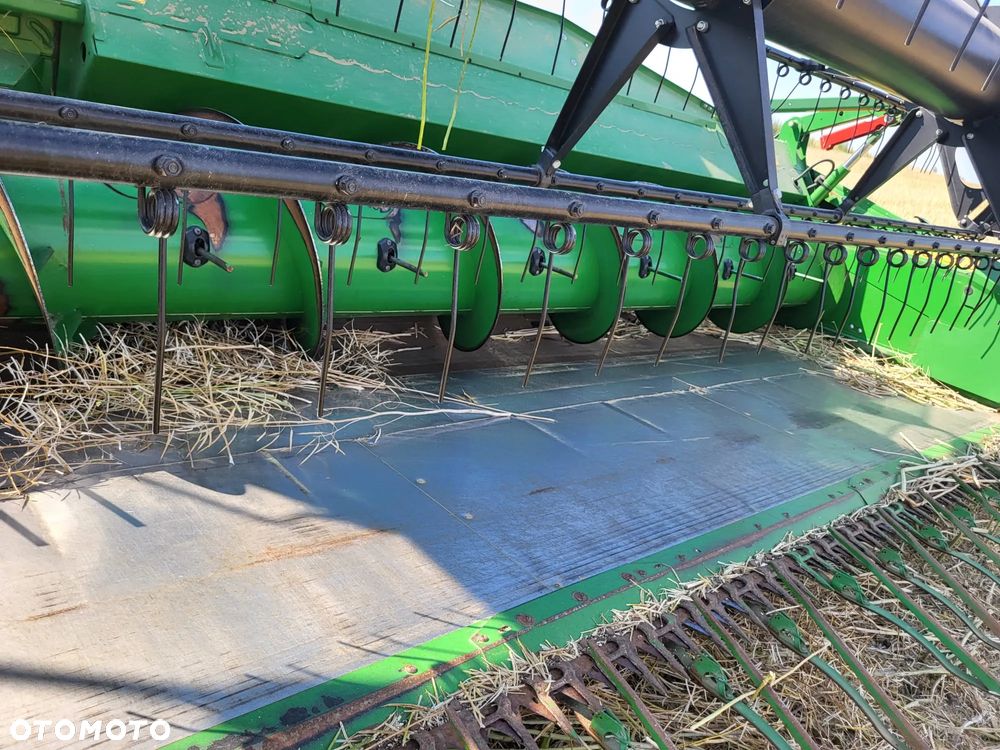 John Deere T670i - 18