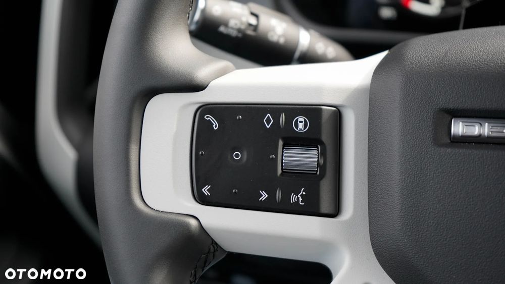 Land Rover Defender 3.0 D250 mHEV S - 18