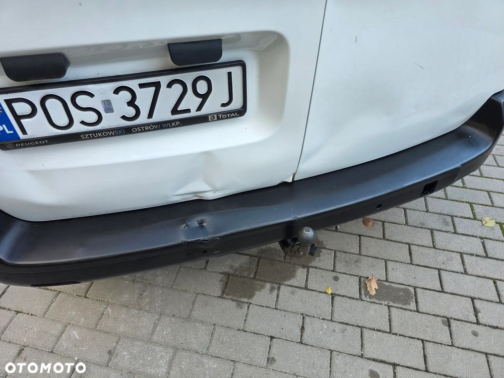 Peugeot Traveller 2016