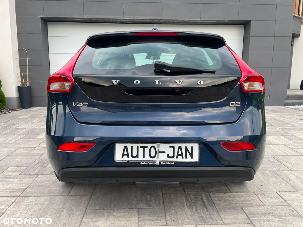 Volvo V40 D2 Summum - 6