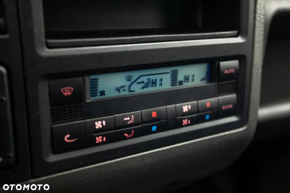 Volkswagen Multivan ver-2-0-tdi-highline-dsg - 31