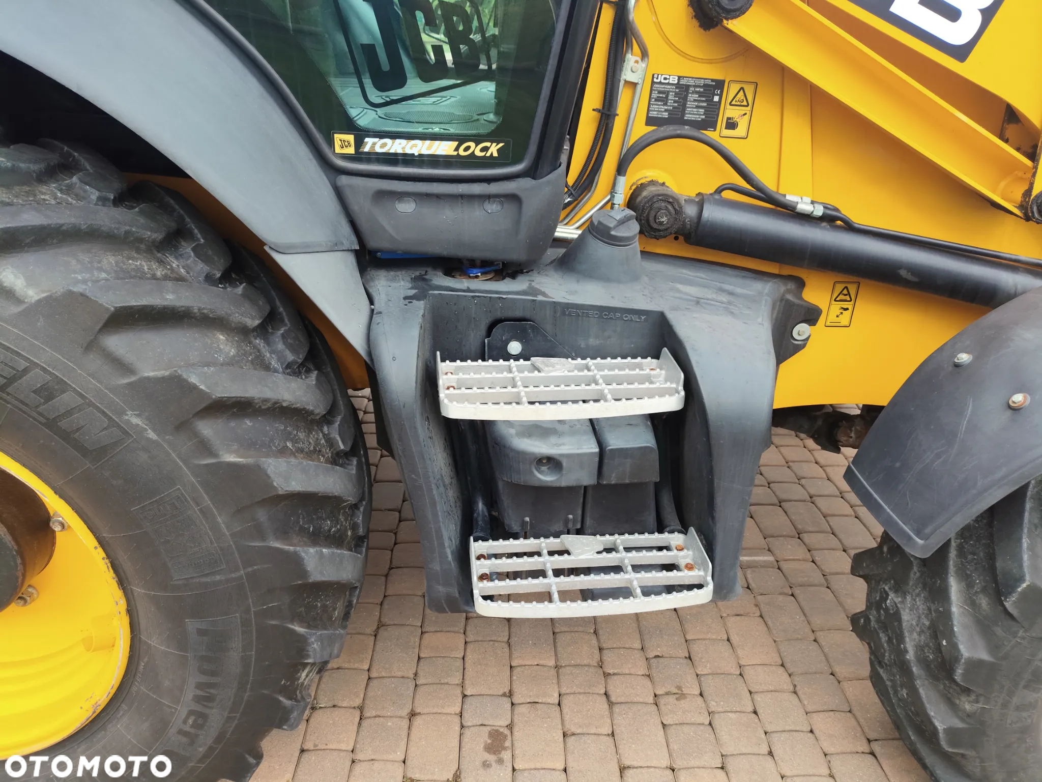 JCB 3CX CONTRAKTOR / bez  DPF I ADBLUE / JOYSTICK / SALONOWA / 2300 MTG / - 13