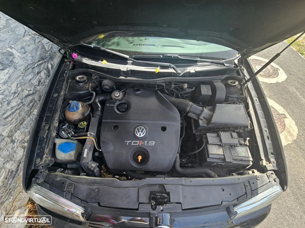 Volkswagen Golf 1.9 TDi GT Special — fotografia 10