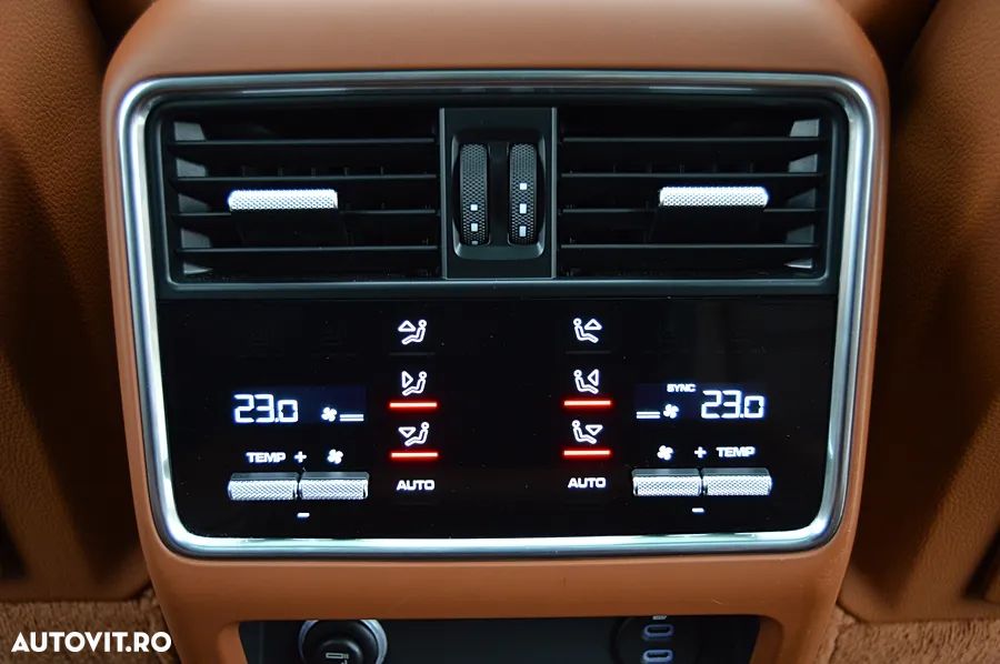 Porsche Cayenne S Tiptronic S Platinum Edition - 32