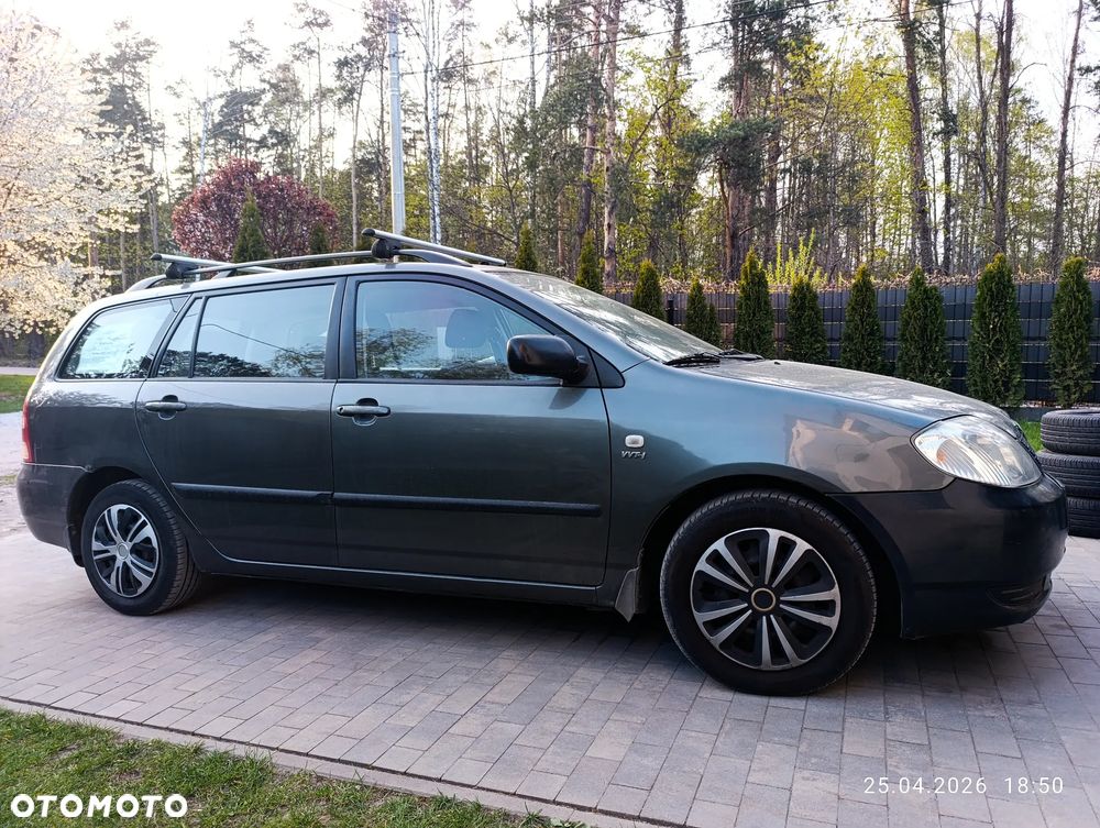 Toyota Corolla 1.4 VVT-i Base - 2