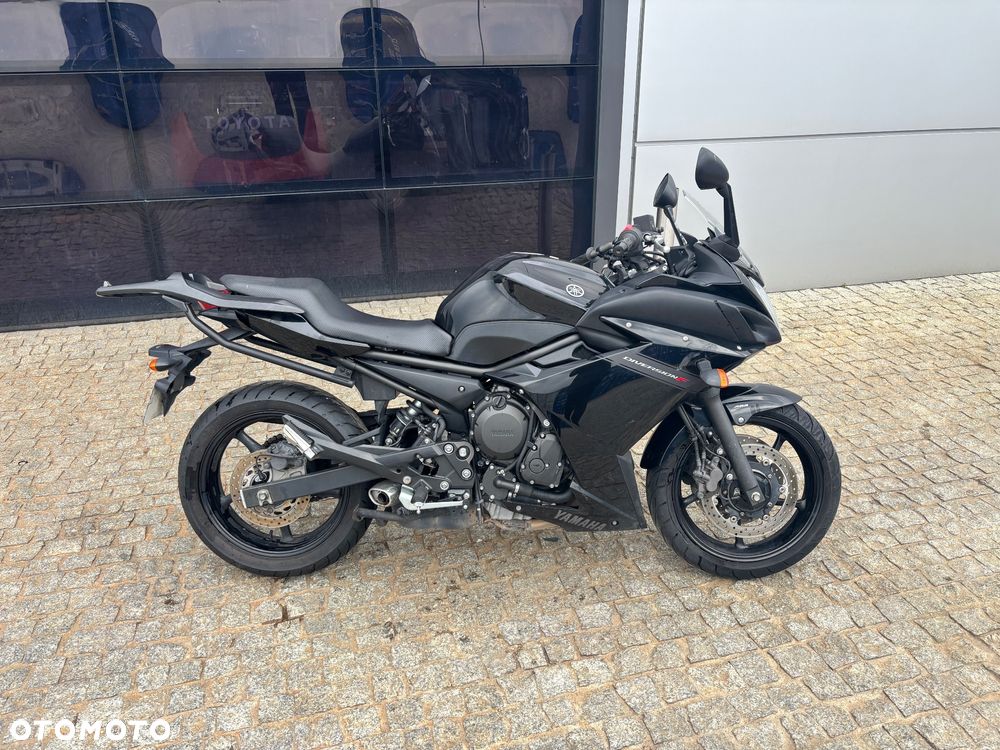 Yamaha XJ - 4