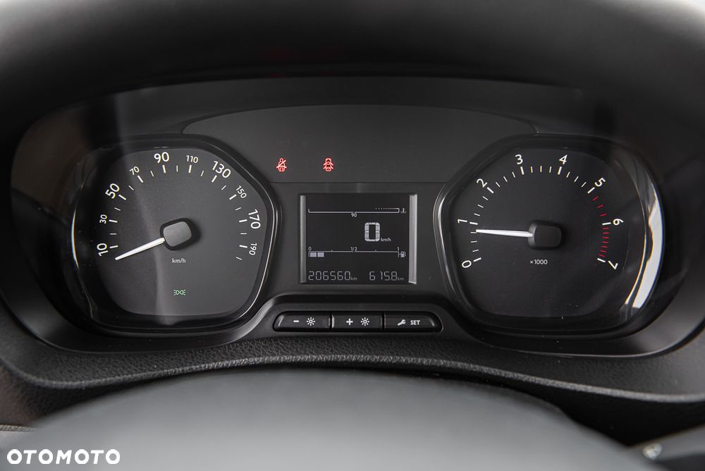 Peugeot Expert Kombi Long 2,8t - 15