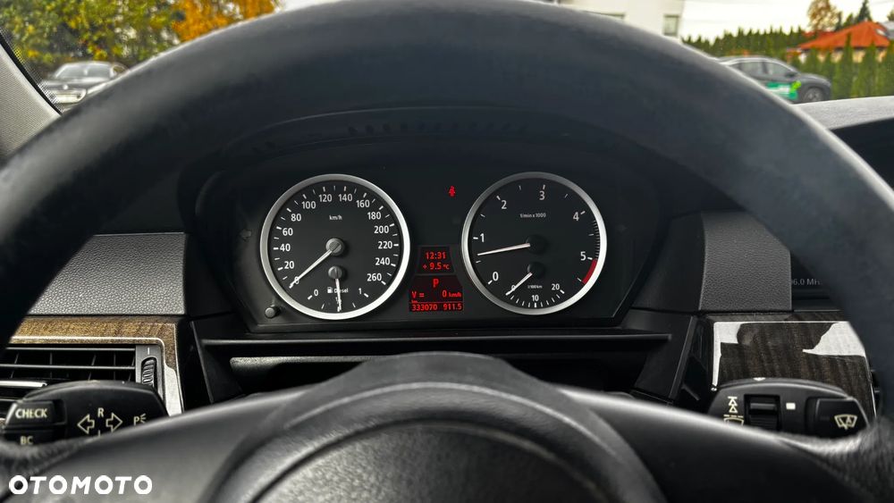BMW Seria 5 535d - 11