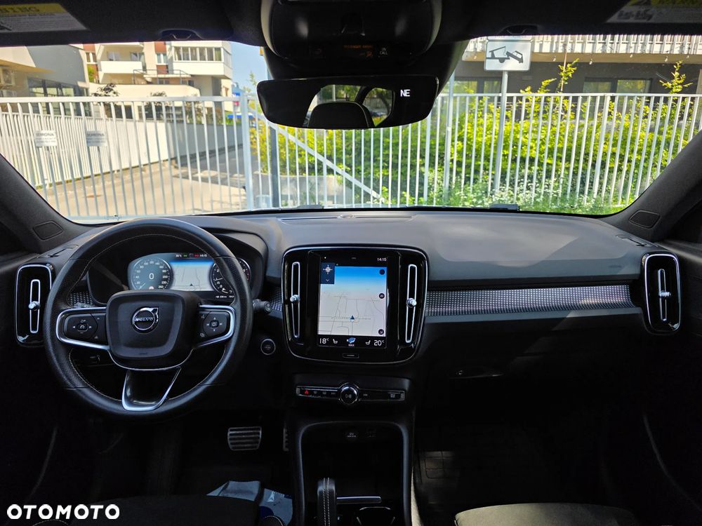 Volvo XC 40 T5 AWD R-Design - 9